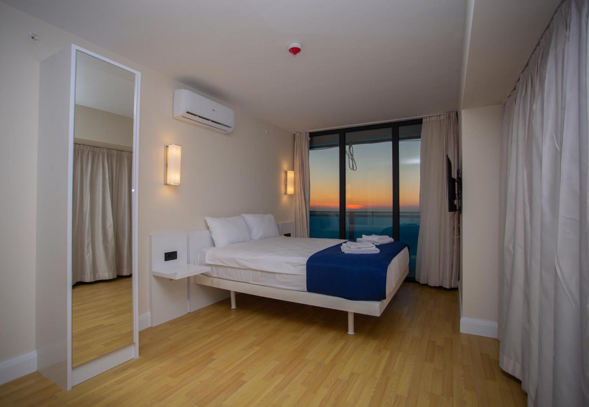 Batumi Concept Hotel Luaran gambar
